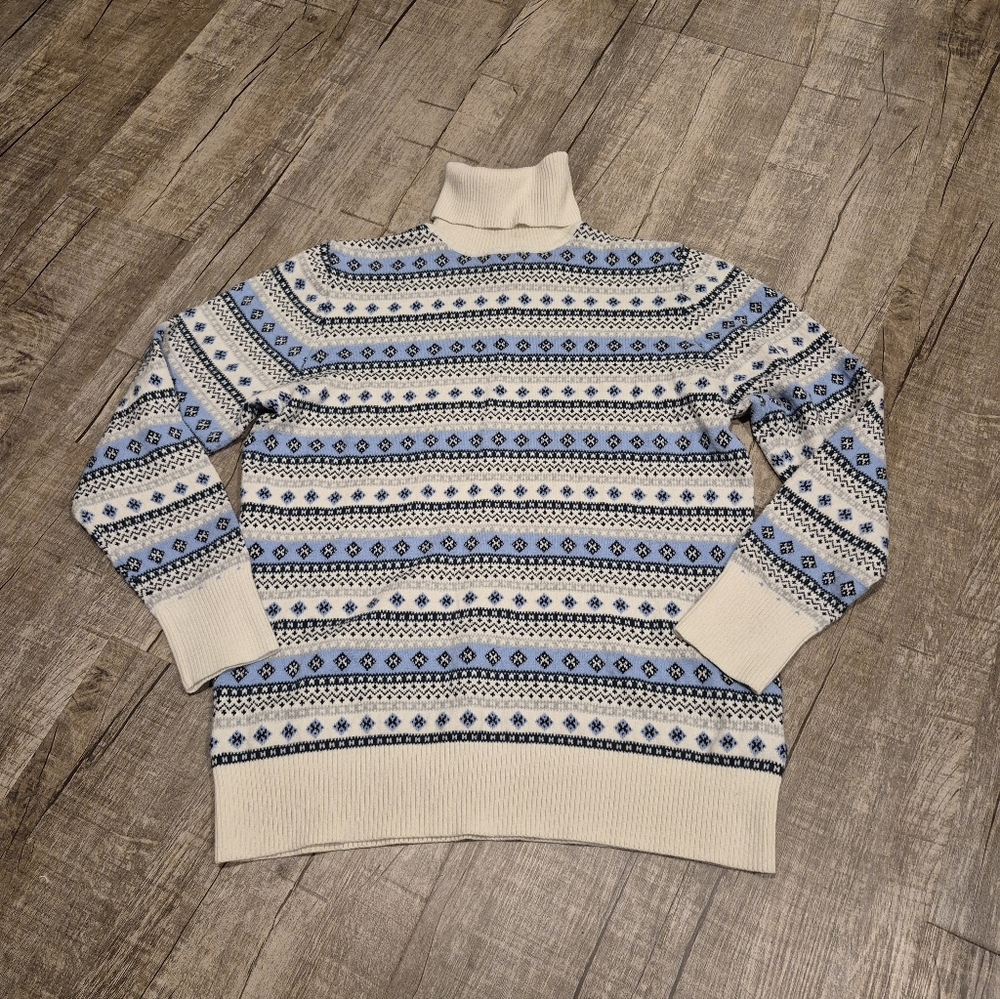 L.L. Bean Turtleneck Patterned Womens Sweater Blue And White Size Large